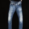 684_ZACK_FRONT