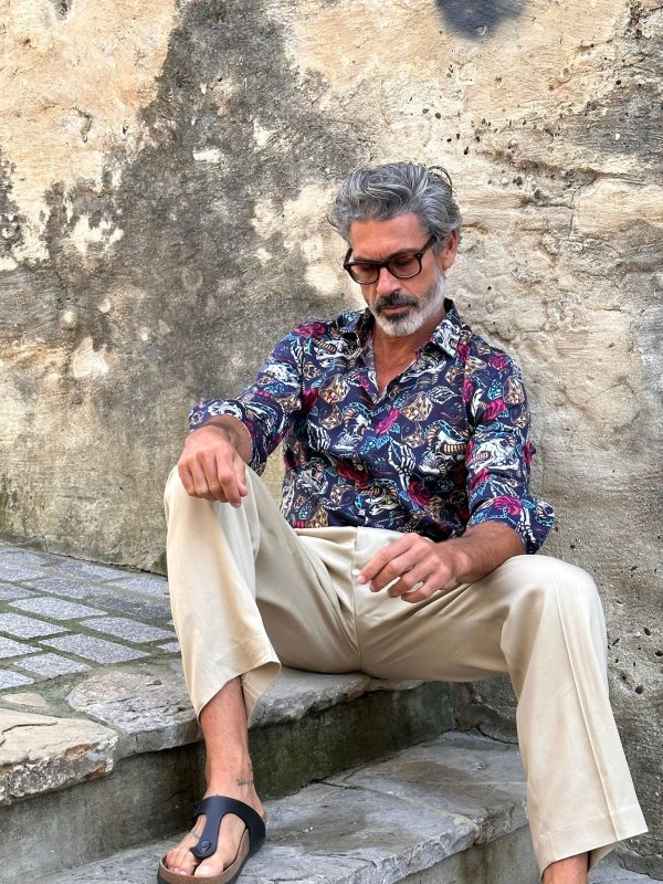 Camisa Monttesco Estampada Fantasía Serpientes y Dados